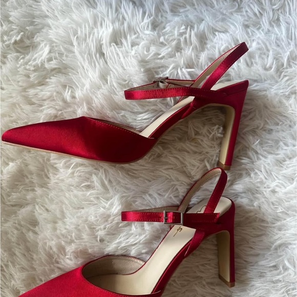 Red Lulu’s Heels - Picture 3 of 9